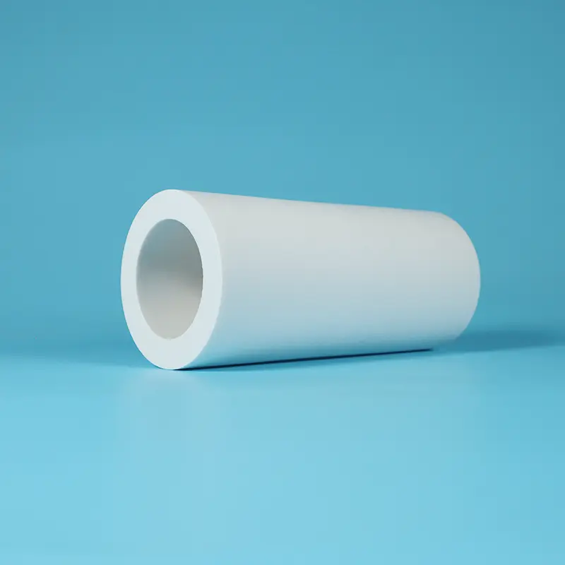 Klaaskiuga täidetud PTFE toru
